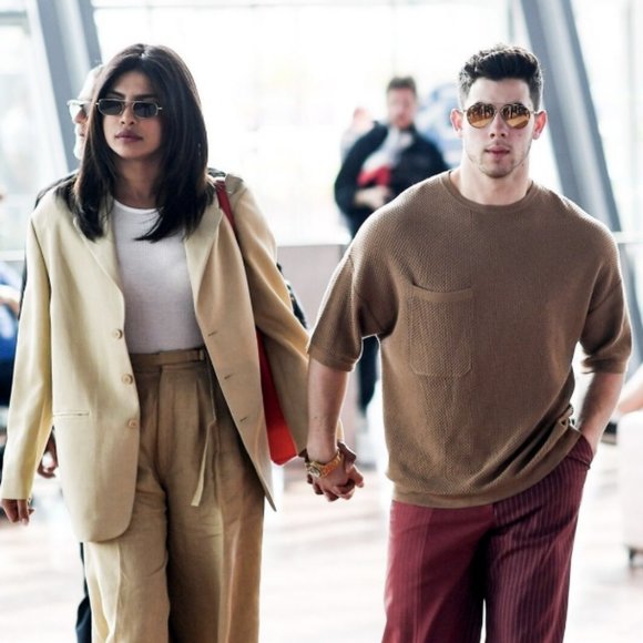 OLIVER PEOPLES INDIO 51mm Sunglasses Carbon Grey MSRP$545 The most Beloved - Picture 6 of 11